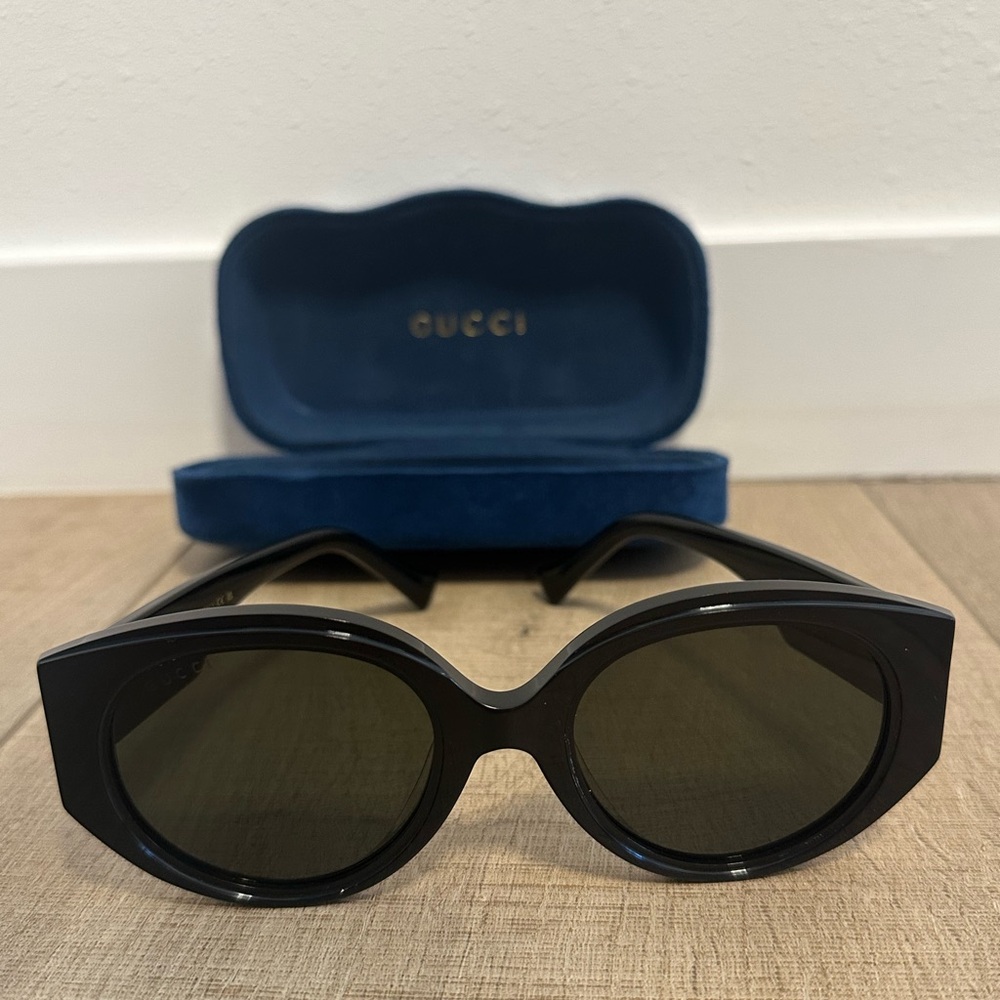 GUCCI~NEW~ $900 GG1308S~ Black Acetate~ Designer Sunglasses